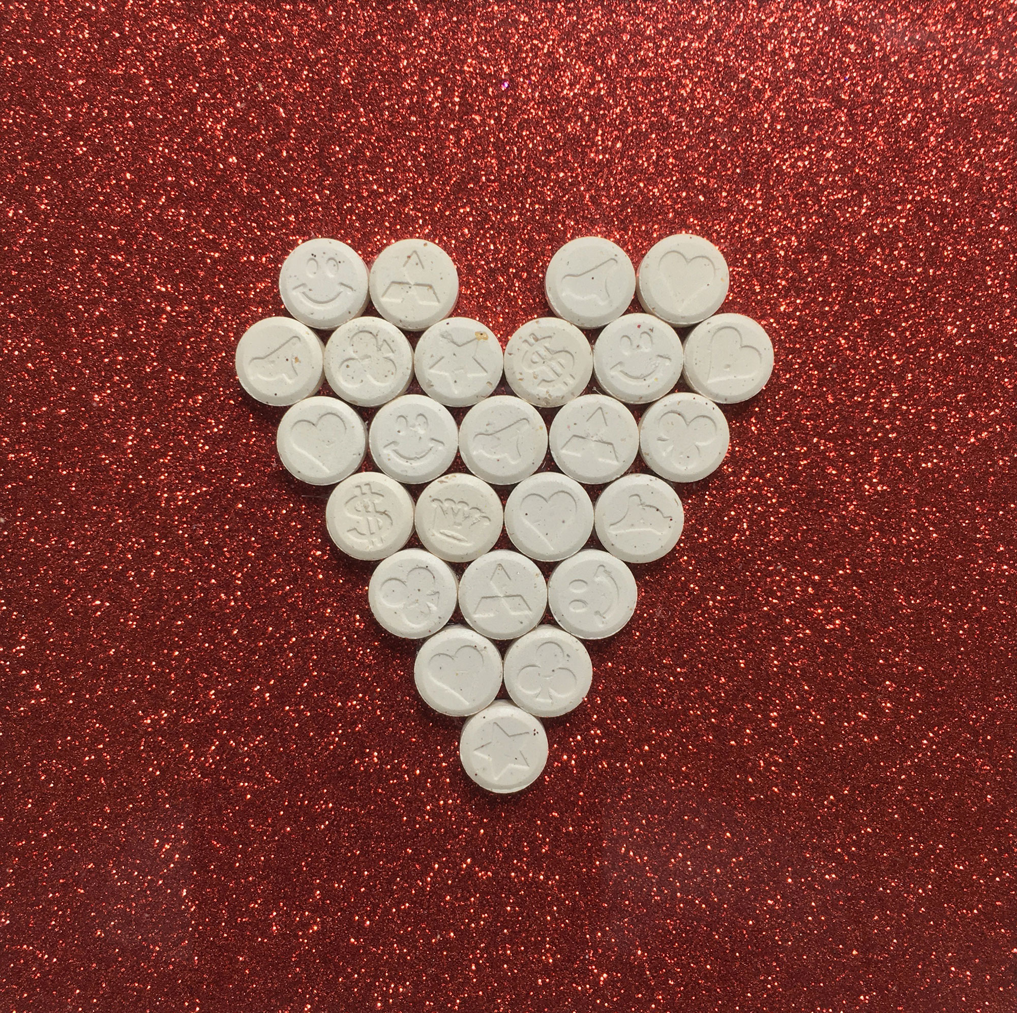Top 27+ Stock Photos round yellow pill with a heart on it Excellent Top 27+ Stock Photos round yellow pill with a heart on it Excellent